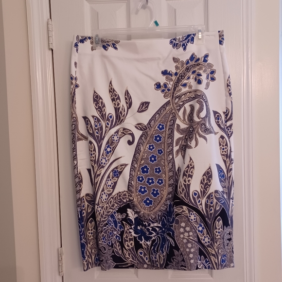 Lane Bryant Dresses & Skirts - Lane Bryant Paisley print Midi Skirt never worn.